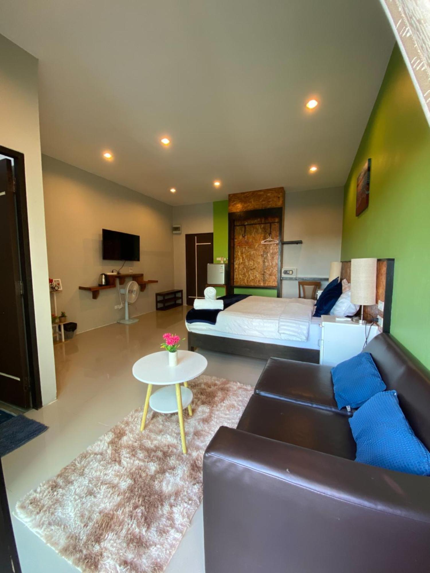Maria'S Guest House, Restaurant & Bar Rawai Exterior foto